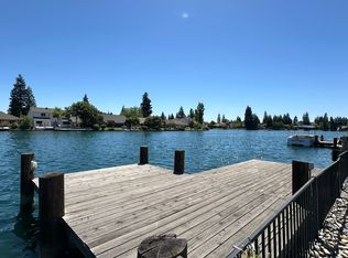 681 E Pintail Cir, Fresno, CA 93730