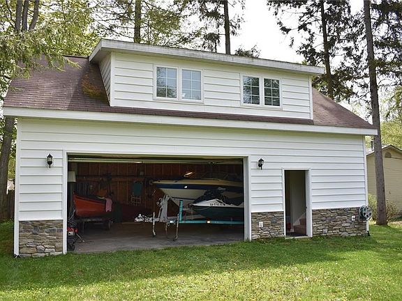 4th image of 4374 Linden Pl