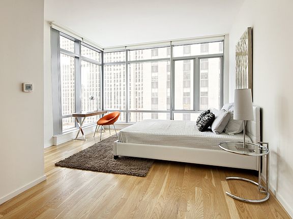 4th image of 18 W 48th St APT 29B