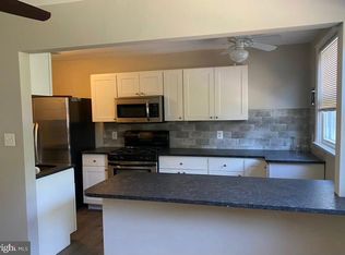 825 E 16th St, Chester, PA 19013