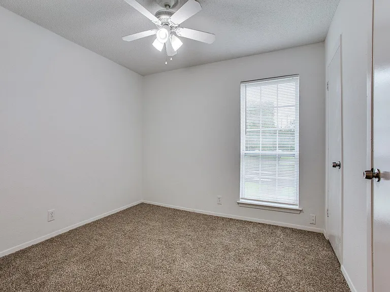 5201 Westcreek Dr — Photo 11