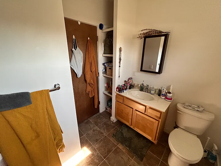 200 North St #5 — Photo 14