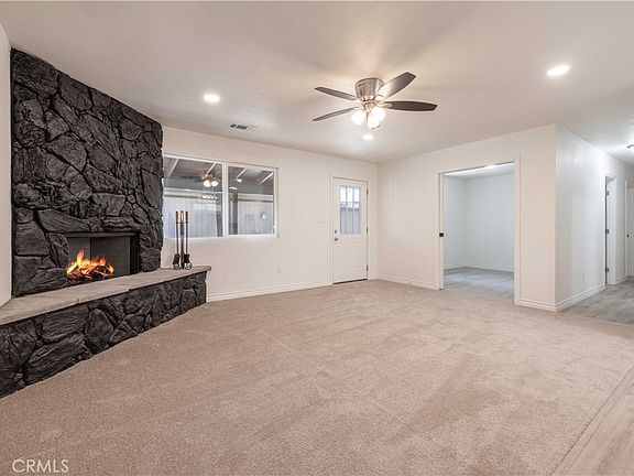 3rd image of 448 Victoria Ln
