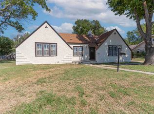 1416 W Kansas Ave, Arkansas City, KS 67005