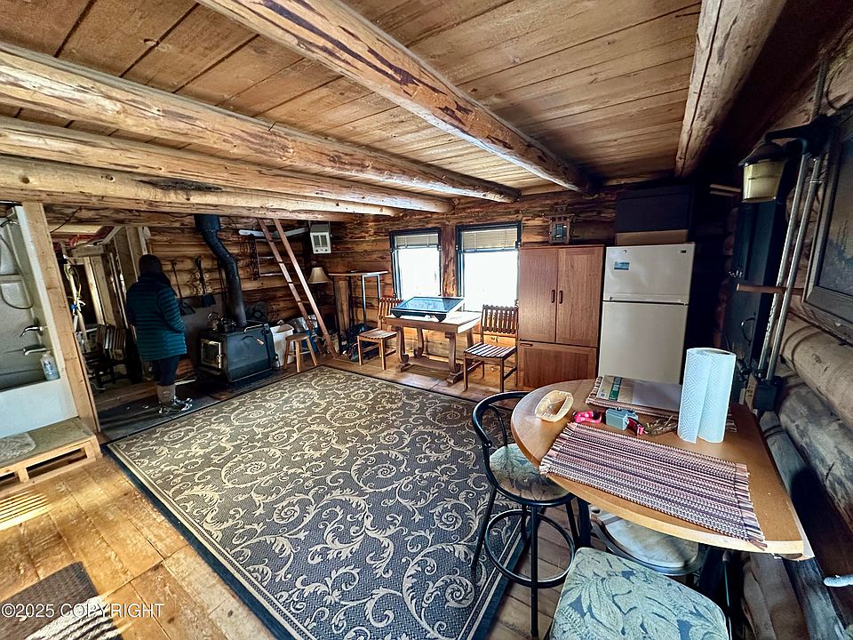 10th image of 21515 W Loc Lohmand Dr
