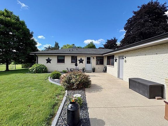 4th image of 7410 S 68th STREET
