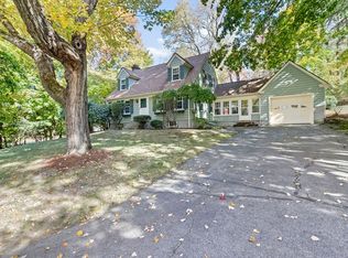 9 Howe Ave, Shrewsbury, MA 01545