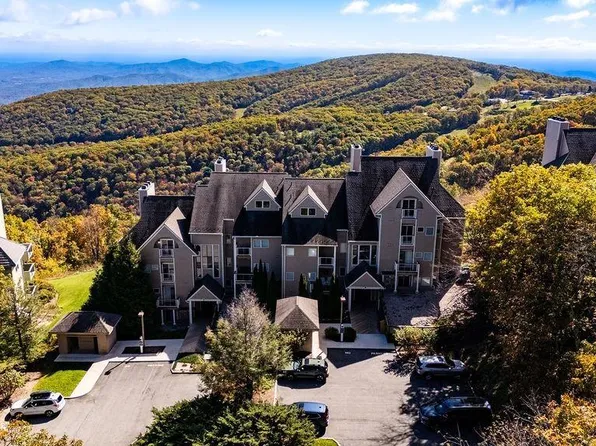1641 Overlook, Wintergreen Resort, VA 22967
