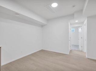 148 Orchards Blvd SW #148, Edmonton, AB T6X 2G9