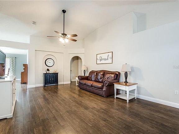 4th image of 591 Brown Bear Way