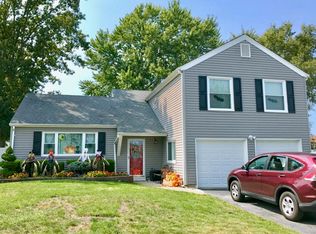 872 Devenshire Rd, Toms River, NJ 08753