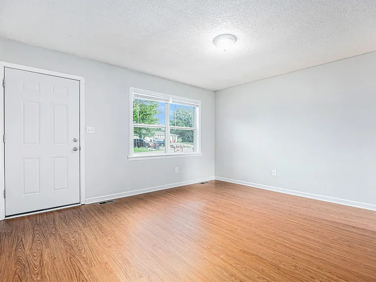 18717 E Blackhawk Trl — Photo 21