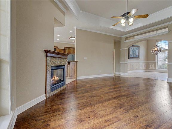 5th image of 6315 Ellington Ln