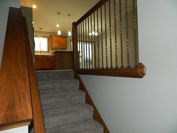 Built similar to picture.