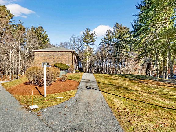 4th image of 47 Oakridge Drive