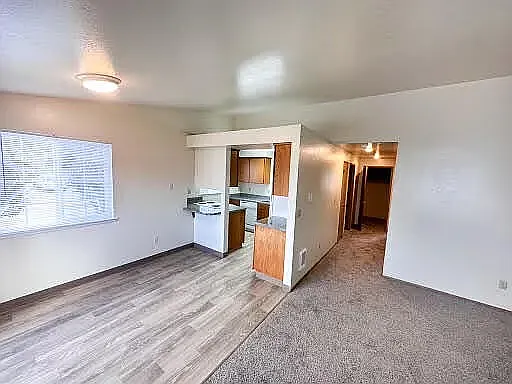 Liberty Square Apartments — Photo 5