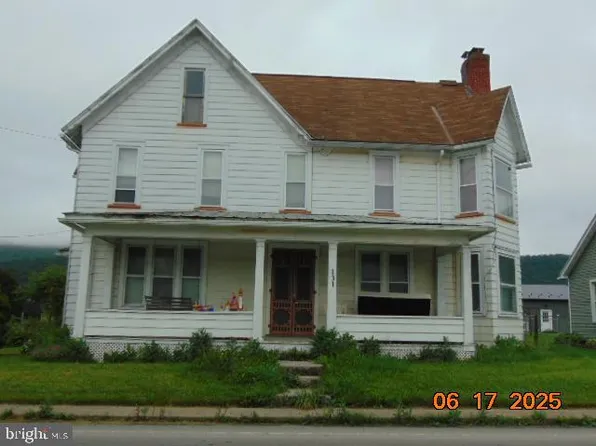 131 W Main St, Rebersburg, PA 16872
