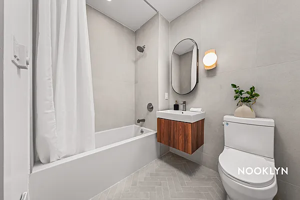 Rented by Nooklyn NYC LLC | media 5