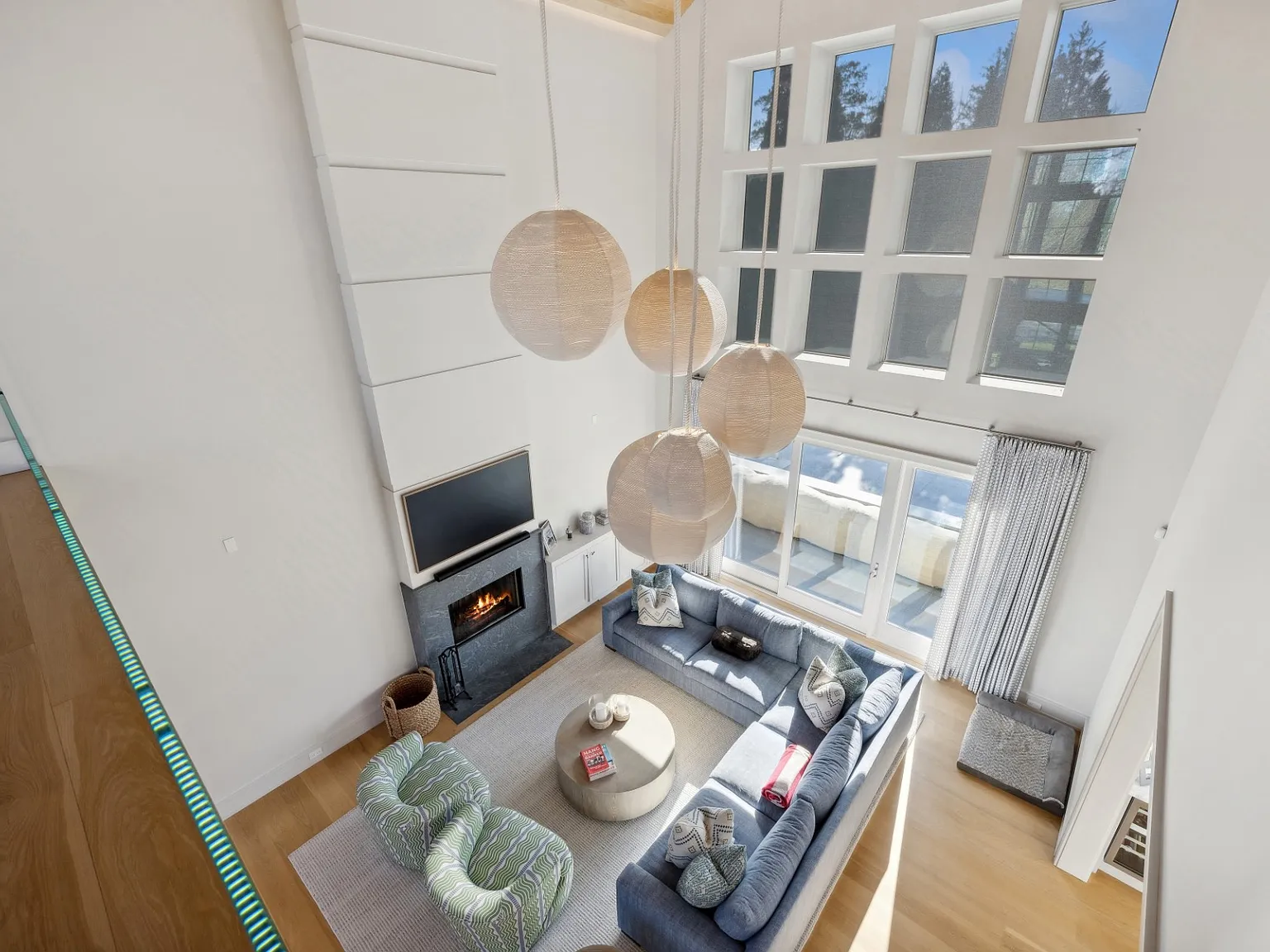 Sophisticated Southampton Village Rental — Photo 4