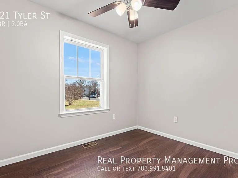 321 Tyler St — Photo 10