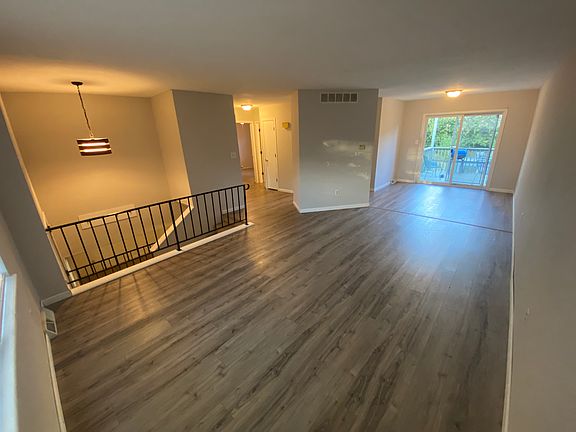 3rd image of 1916 Newton Dr #A