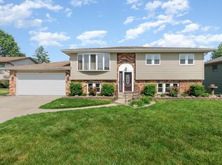 9825 Fillmore St, Crown Point, IN 46307