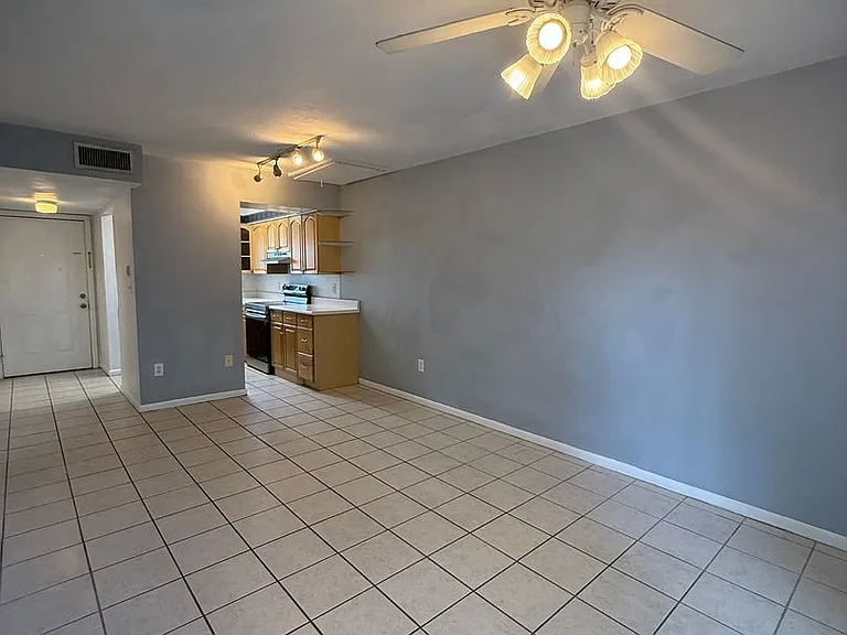 3600 SW 19th Ave #51 — Photo 7