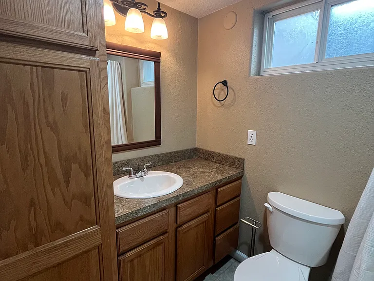 743 Cook Ave #B — Photo 3