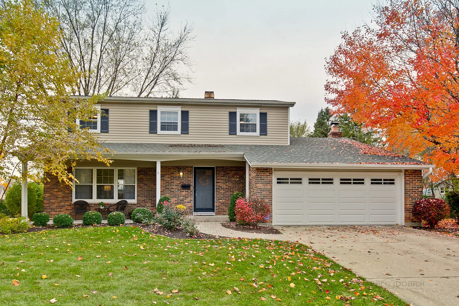 607 Dawes St photo 1