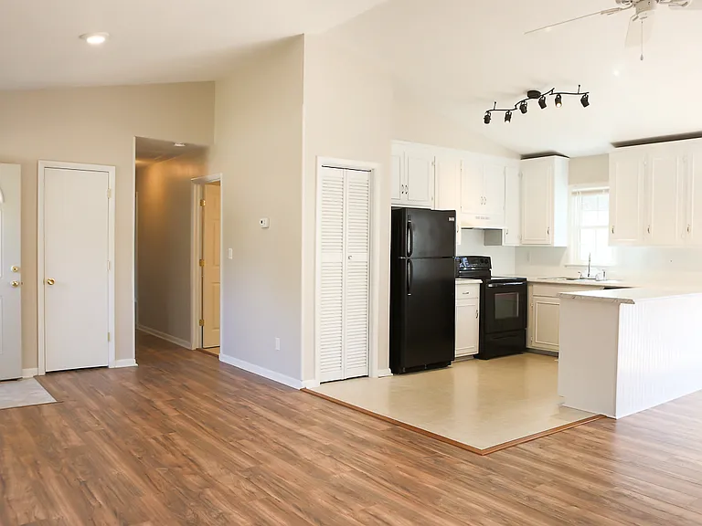 2 Deer Path Rd — Photo 10