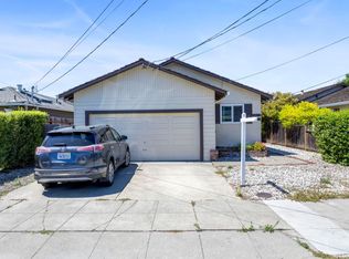 944 Valota Rd, Redwood City, CA 94061