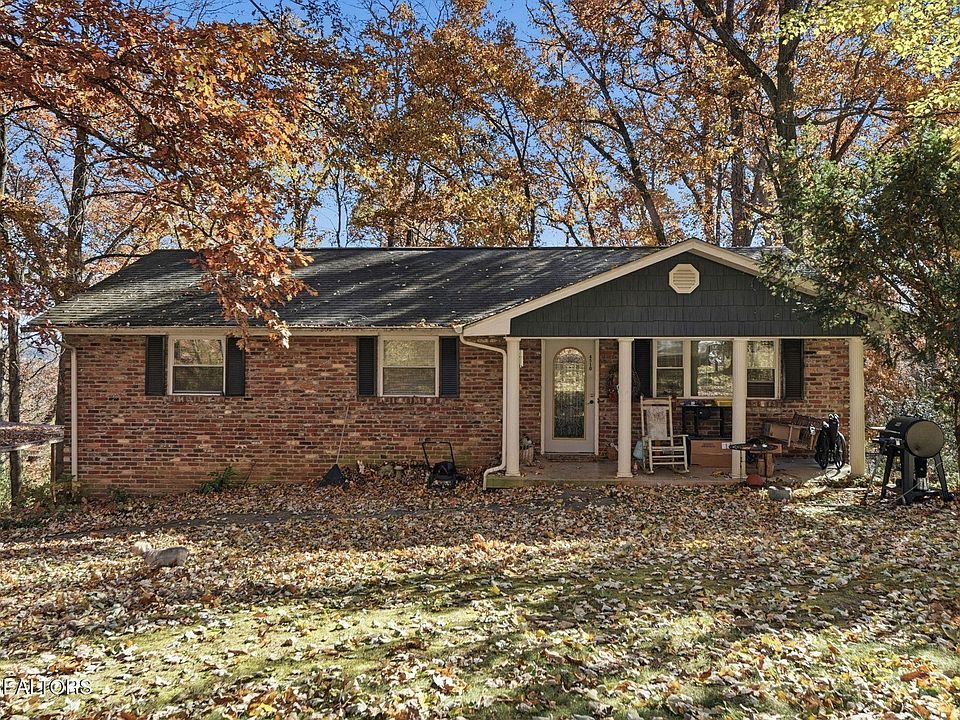 1st image of 4510 Mockingbird Dr NE