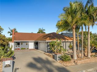 25532 Mackenzie St, Laguna Hills, CA 92653