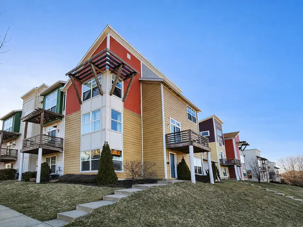 710 Starkweather Ave, Cleveland, OH 44113