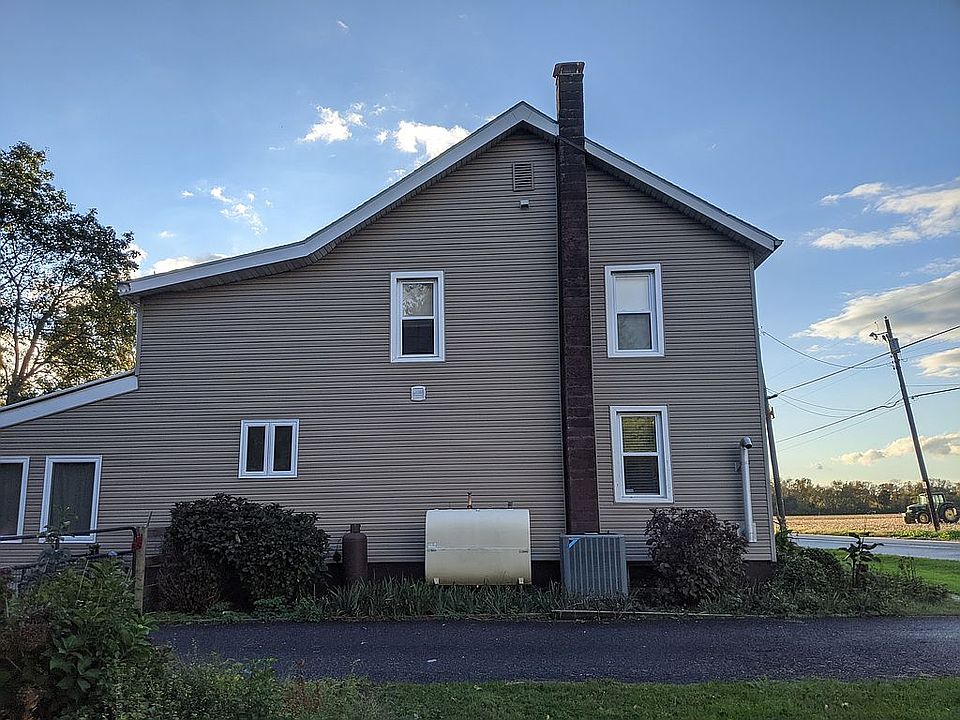2nd image of 140 Lebanon Rd