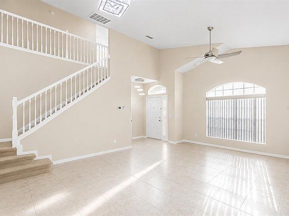 3rd image of 5438 SW 49th Ave