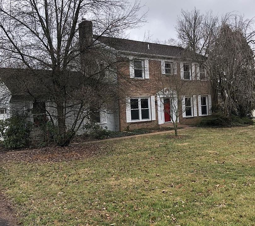 1st image of 841 Elbow Ln