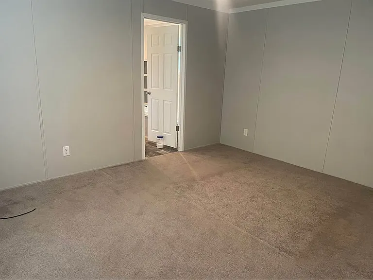 1390 Philpot Rd — Photo 9