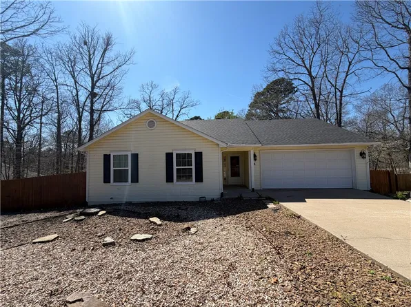 4 Stratton Ln, Bella Vista, AR 72714