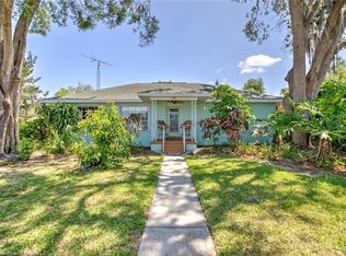 2450 Lakeview Dr, Sebring, FL 33870