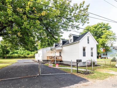 110 Teddy Ave, Saint Louis, MO, 63125