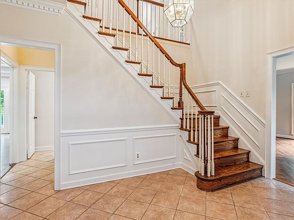 5th image of 7804 Lonesome Pine Ln
