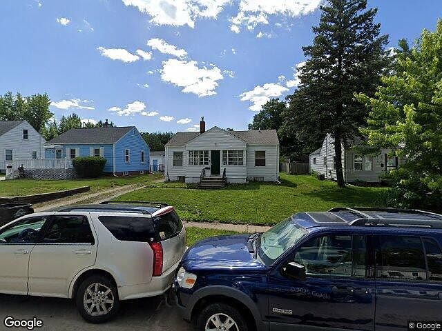 1st image of 4024 1st St