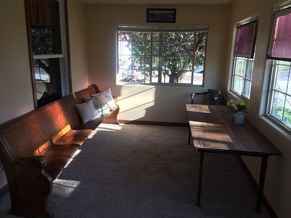 3rd image of 1239 Buchanan Ave