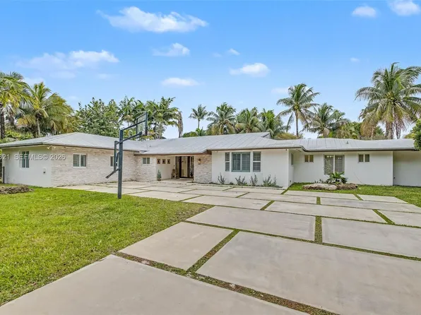 8600 SW 162nd St, Palmetto Bay, FL 33157