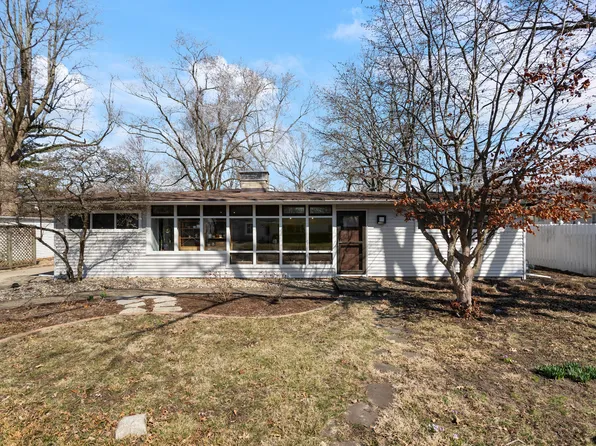 1606 Cornell Dr, Champaign, IL 61821