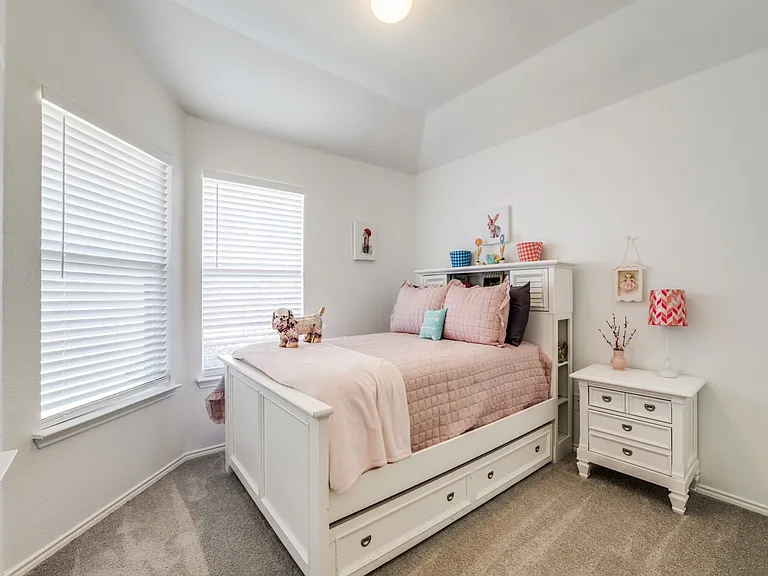 11298 Newberry Dr — Photo 11