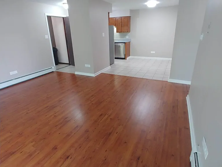 10530 Parkside Ave #12 — Photo 2