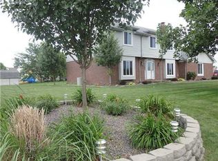 203 N Liberty Ln, Greenfield, IN 46140