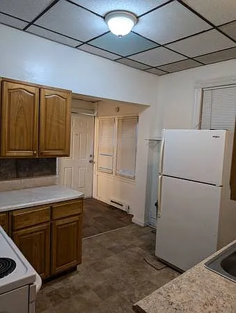 1340 W Turner St #1 — Photo 1